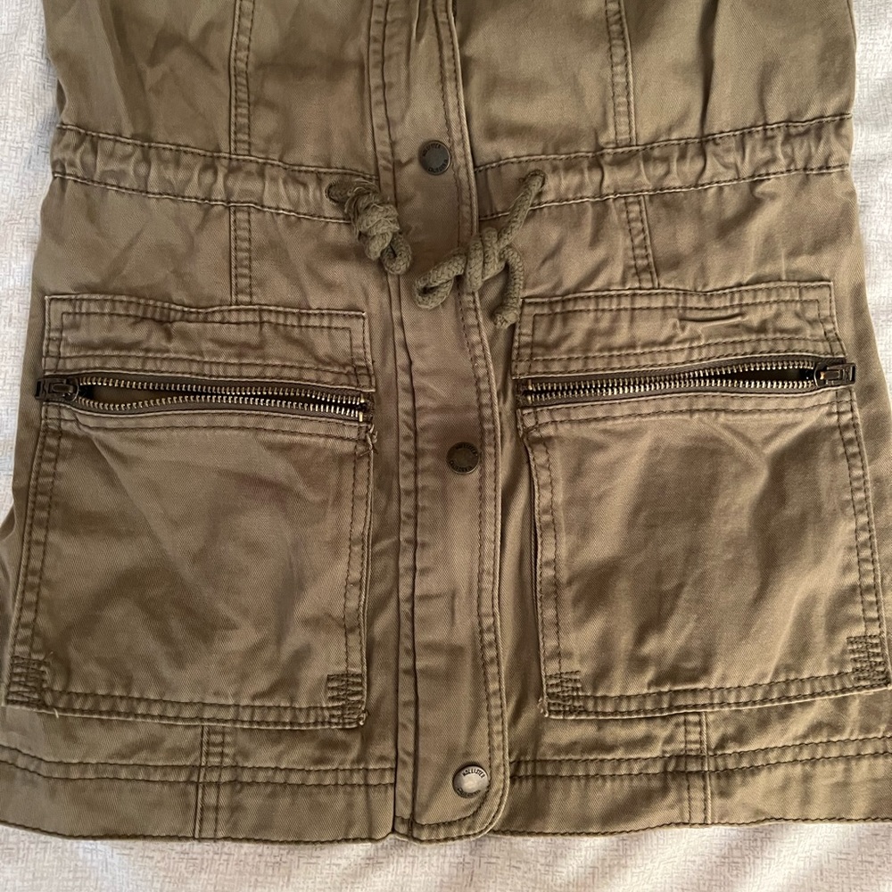 EUC Hollister Women’s Vintage Green Anorak Utility Military Jacket in Green - Picture 5 of 7
